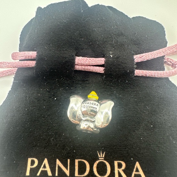 Dumbo - Picture 2 of 2